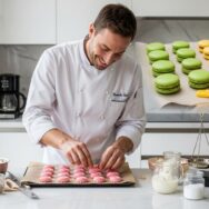SoonNight - Macarons réussis à tous les coups : 8 astuces de pâtissiers pour éviter fissures et coques ratées