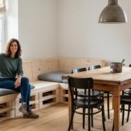 SoonNight - «La salle à manger n'était pas une salle à manger» : ce hack IKEA KALLAX à 320 € accueille 10 convives dans un coin terne