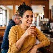 Soonnight - « Préfère faire crédit sur un café plutôt que le faire payer par carte » : pourquoi les bars en Espagne refusent votre carte