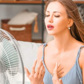 SoonNight - Ouvrir la porte de la cave suffit-il à rafraîchir la maison quand le salon dépasse 30 °C ?